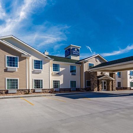 Cobblestone Inn & Suites-Fremont Exterior photo